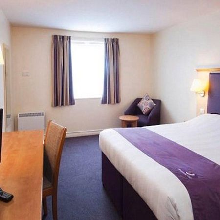 Premier Inn Newport Wales Ngoại thất bức ảnh